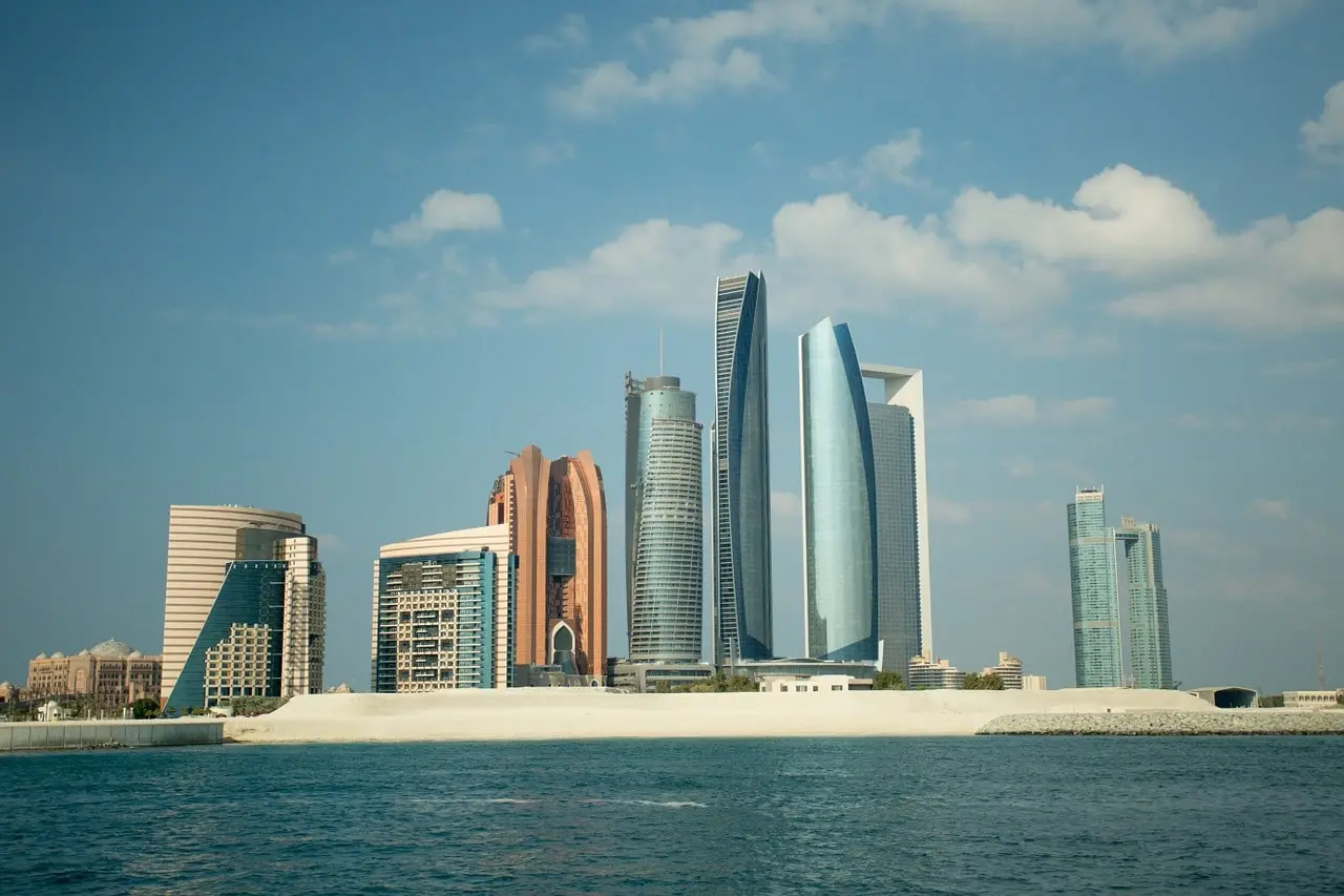 Exploring Abu Dhabi: The Ultimate City Tour Guide