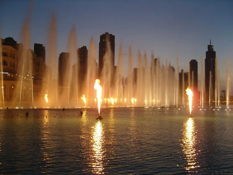 Dubai Fountain Show - Top Attraction for City Tour Visitors